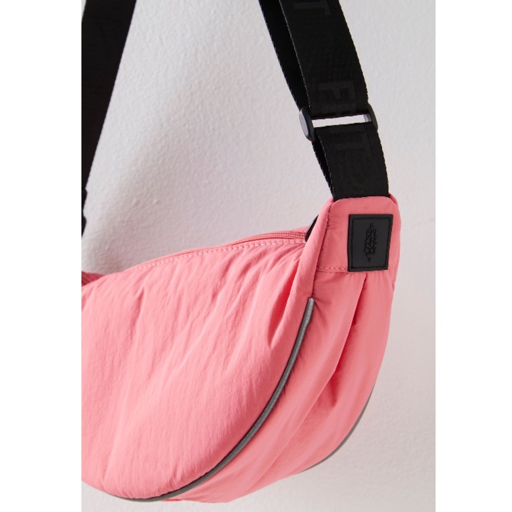 Free People Nwt Crossbody Waist Bag - Casual Everyday Sling